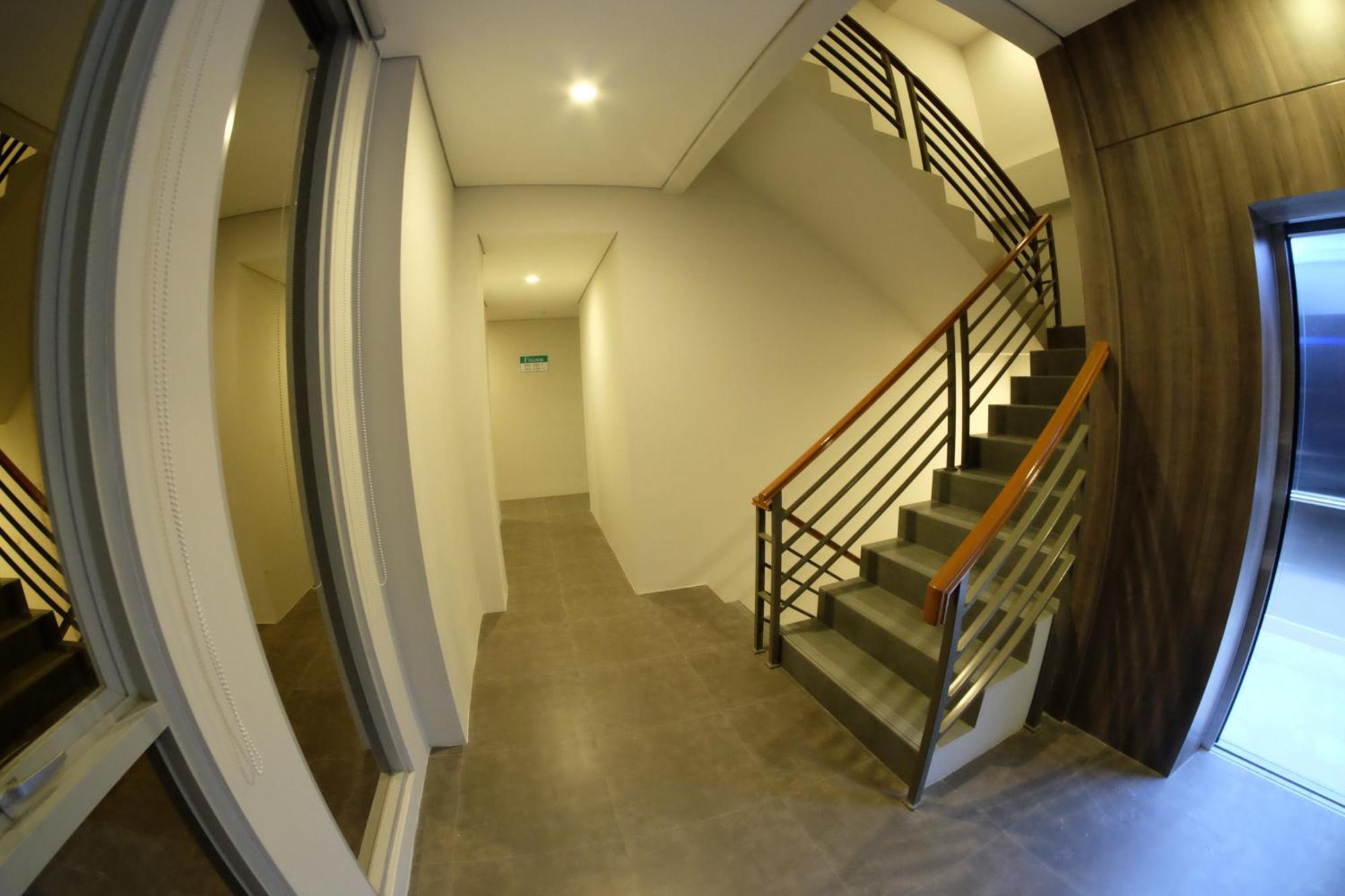 U Stay Hotel Tebet Jakarta Exterior foto